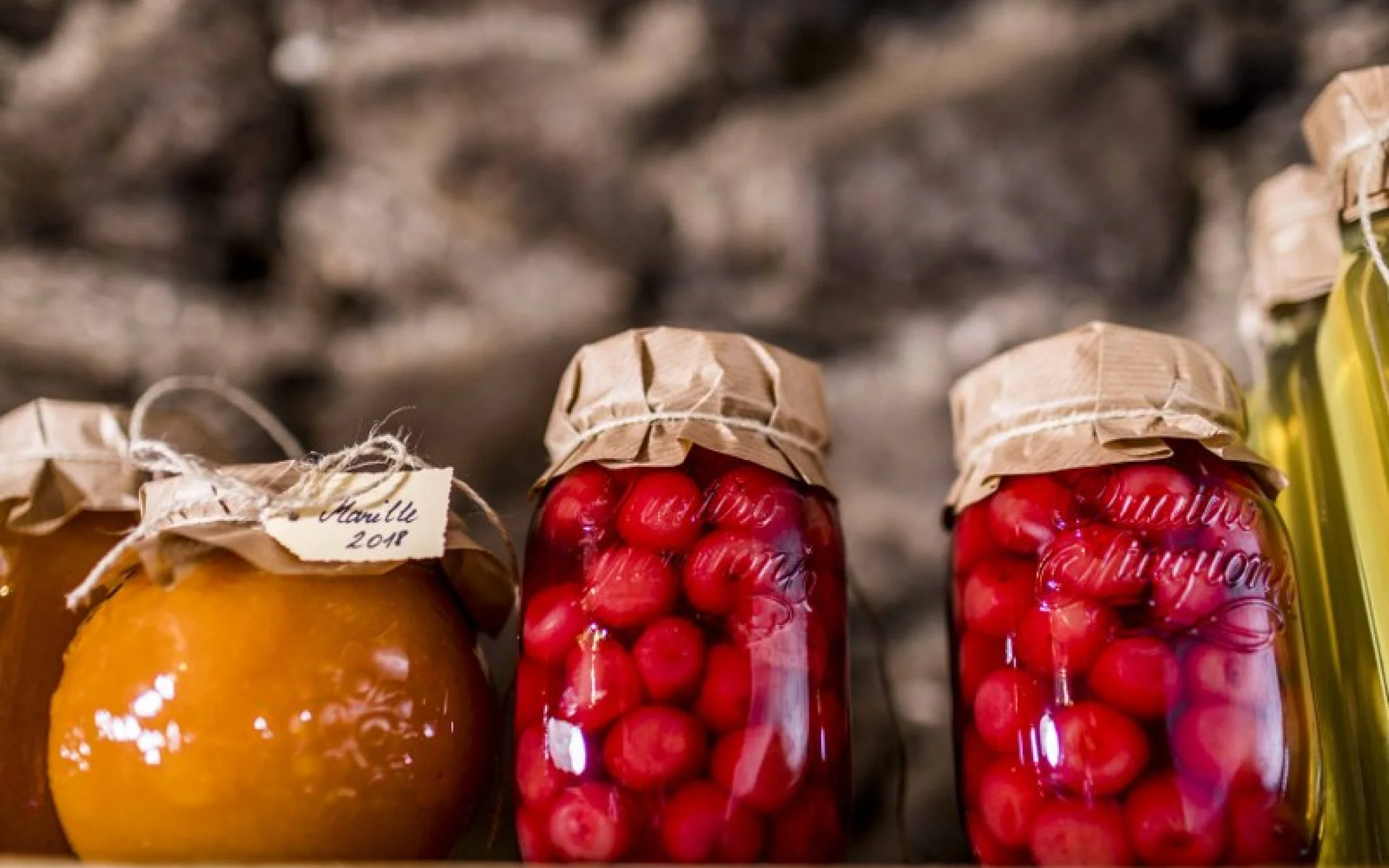 05_Eingewecktes Obst und Marillenmarmelade arminhuber_low-436 RS ohne 2018  zuschneiden_800x533.jpg